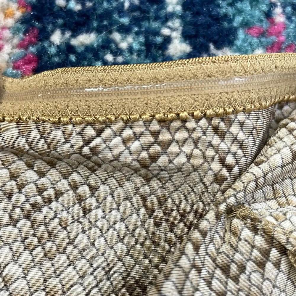 Victoria’s Secret Strapless Bra - Picture 6 of 7